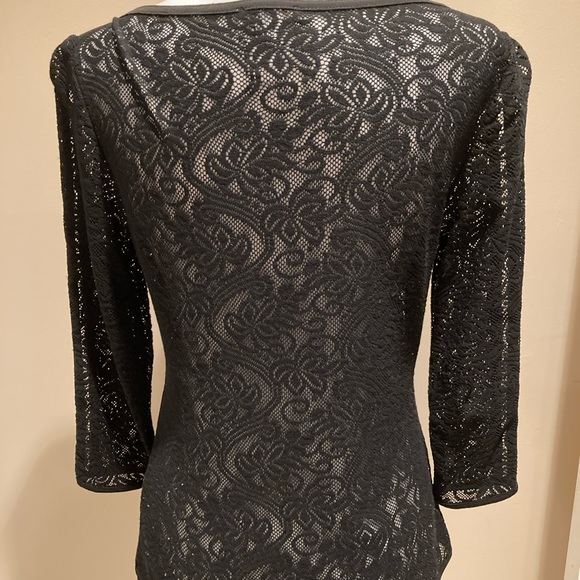 Cache Peek-a-Boo Top - Picture 3 of 5